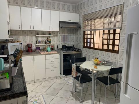 Casa à venda em Sumaré, Jardim Nova Terra (Nova Veneza), com 3 quartos, com 180 m²