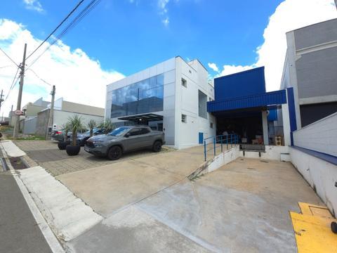 Galpão à venda em Sumaré, Loteamento Industrial Veccon Zeta, com 702.86 m²
